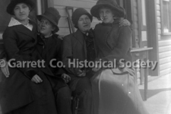 1129-Four-Women-Sitt44B90E 1129-Four-Women-Sitt44B90E