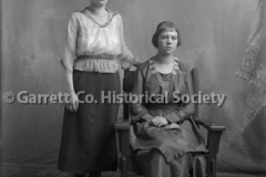 1136-Portrait-Two-Wo44B915 1136-Portrait-Two-Wo44B915