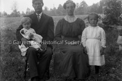 1448-Outdoor-Family-44BA53