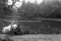 0145-Love-Waiteth-Y44B2F6 0145-Love-Waiteth-Y44B2F6