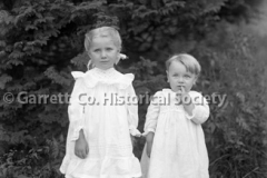 0154-Two-Children-133 0154-Two-Children-133