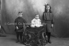 1926-Three-Children-786A
