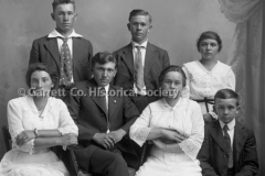 1970-Family-Portrait-830A