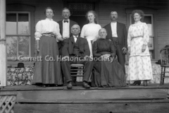 2023-Family-Group-on44BEFC