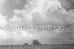 2041Clouds-Threateni44BF11 2041Clouds-Threateni44BF11