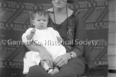 2166-Mother-Child-27B