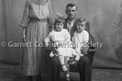 2167-Family-Portrait-28B