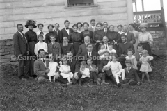 2204-Large-Family-Po44C00D