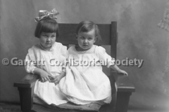 2247-Two-Small-Child44C038