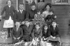 2767-Family-Group-213C