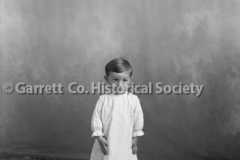 0695-Portrait-Young-44B5DA 0695-Portrait-Young-44B5DA