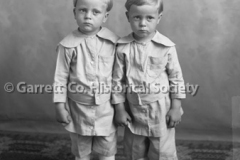 0703-Portrait-Twin-B44B5E2 0703-Portrait-Twin-B44B5E2